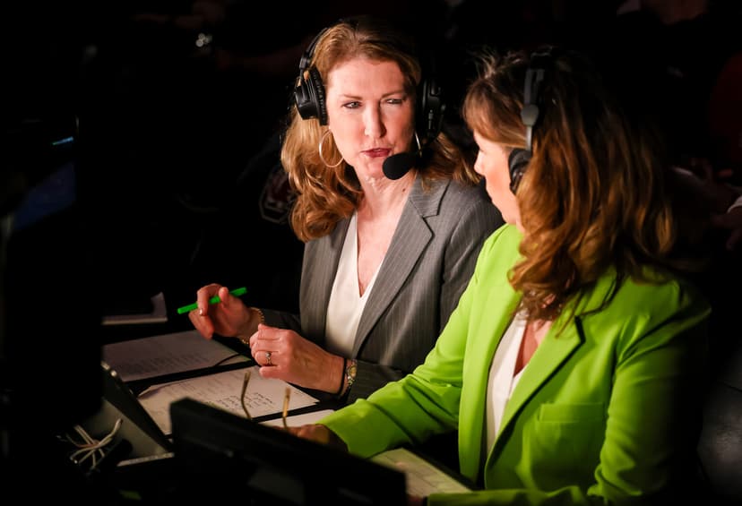 30 years and 1,000 games later, Beth Mowins, Debbie Antonelli define women's basketball