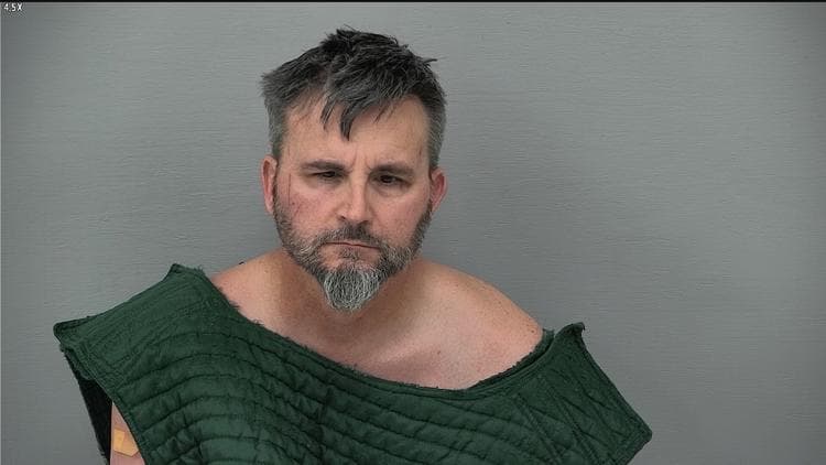 Columbus Officer Accused of Strangling Girlfriend Over Restaurant Tip