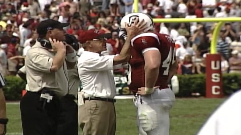 Former Gamecocks remember Coach Holtz