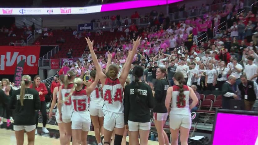 Maquoketa Girls down 8 win by 7 will play for a State Championship