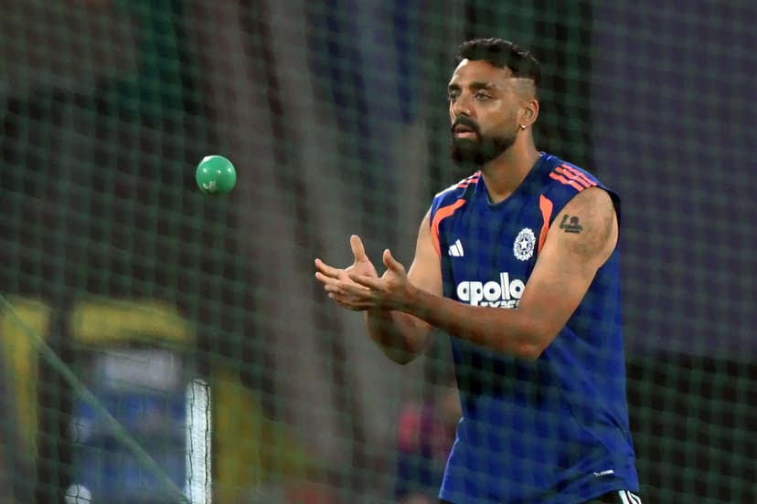India vs England: Ahead of semis, Varun Chakravarthy puts in massive shift with Morne Morkel
