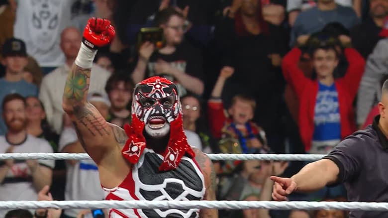 Penta Earns WWE Intercontinental Title Shot on Raw