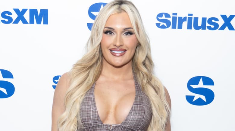 WWE's Tiffany Stratton Announces Bodybuilding Competition Entry