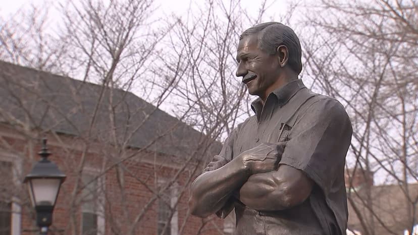 Fans Pay Tribute to Dale Earnhardt Sr. on 25th Anniversary of Passing