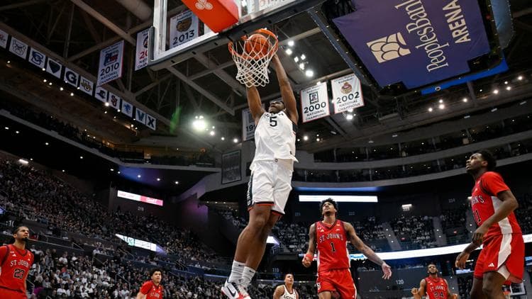 No. 6 UConn men smash No. 15 St. John’s 72-40, get revenge and a signature victory