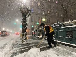 Winter Storm Hits Northeastern US, Travel Ban in New York