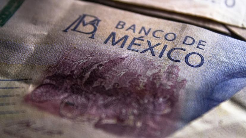 Counterfeit Pesos Reach Three-Year High in Mexico
