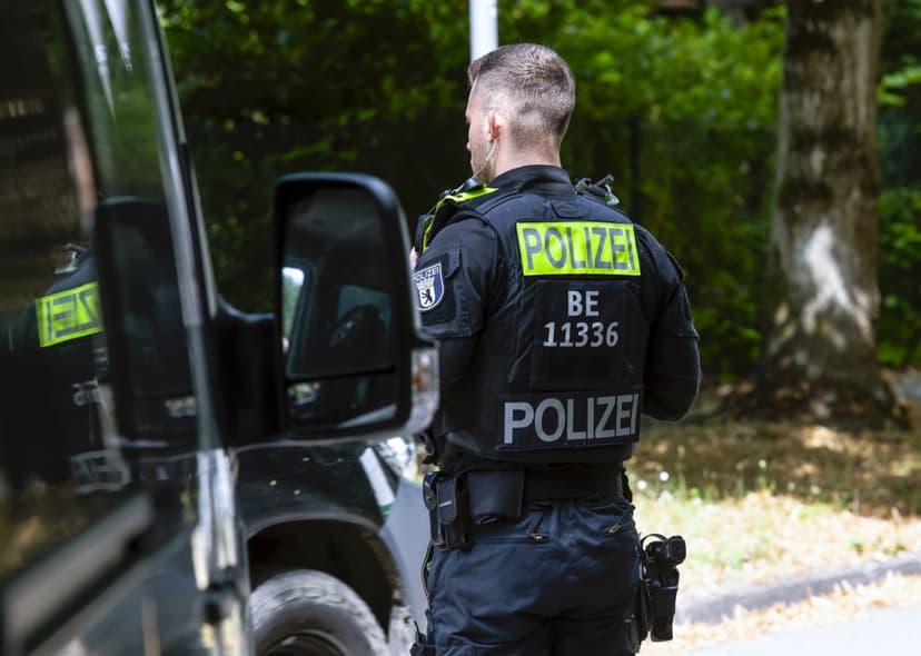 Armed Man Arrested Near CDU Headquarters in Berlin