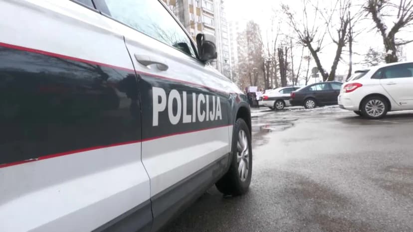 Robbers Shoot at Police After Theft in Gračanica, Bosnia and Herzegovina