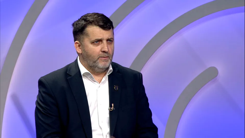 Bosnian Minister Katica Responds to Calls for Resignation in Memić Case