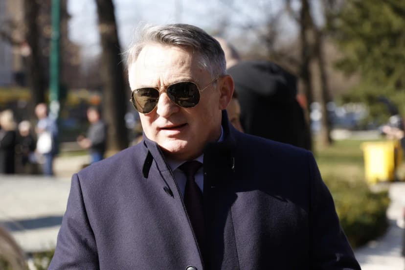 Bosnian Presidency Chairman Komšić Hosts Independence Day Reception