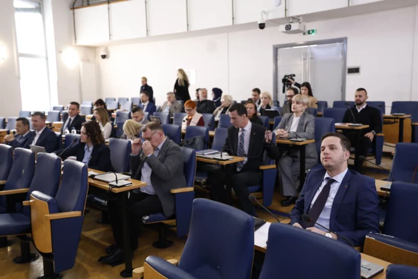 Assembly of Sarajevo Canton accepted the resignation of Nihad Uk, the entire cantonal government fell