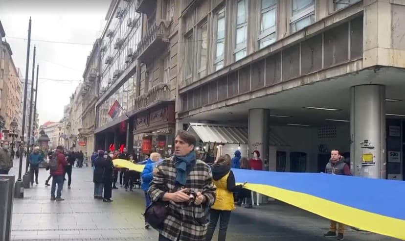 "Stop ratu u Ukrajini, Putina u Hag": Protest Žena u crnom u Beogradu