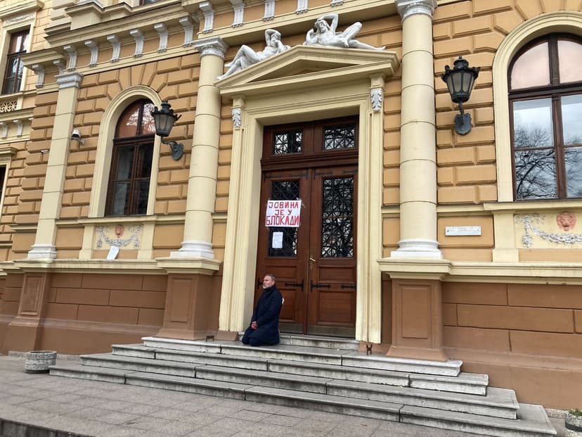 Parents Demand Dismissal of Gymnasium Director in Novi Sad