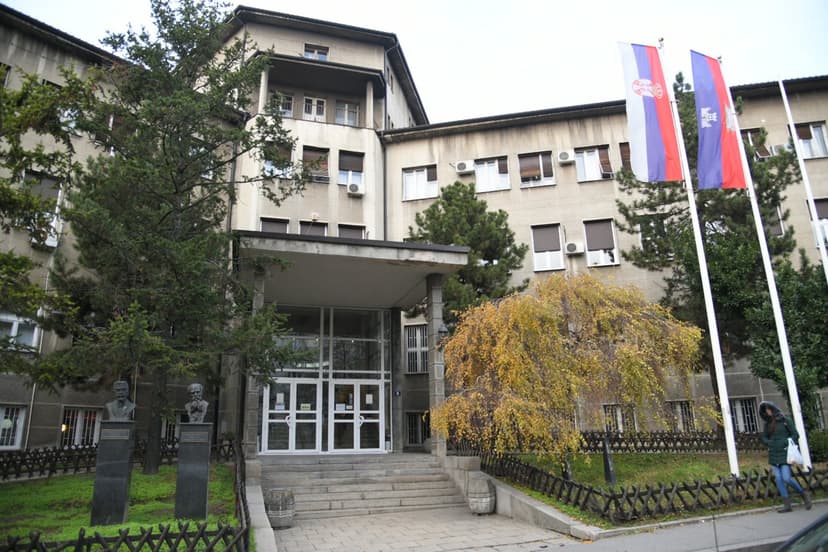 Dean of Belgrade Medical Faculty Resigns