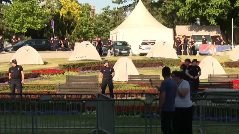 From the street to the elections: In what ways has the government copied students?