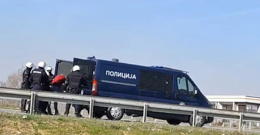 Serbian farmer Zlatko Kokanović hospitalized after agricultural blockade arrest