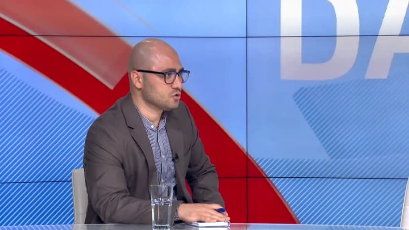 Analyst Warns of Dangerous Situation and Strong Iranian Military Faction