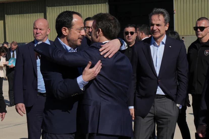 Makron: Kada je Kipar napadnut, napadnuta je i Evropa