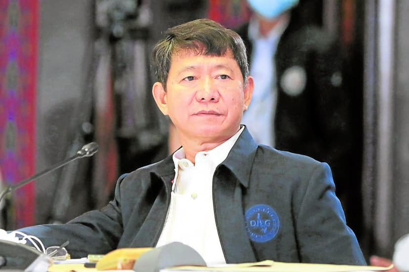 National Security Adviser Año Sues 'Ex-Marines' for Fake News