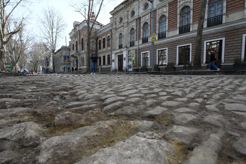 Chisinau City Hall Announces Tender for Cobblestone Restoration on 31 August Street