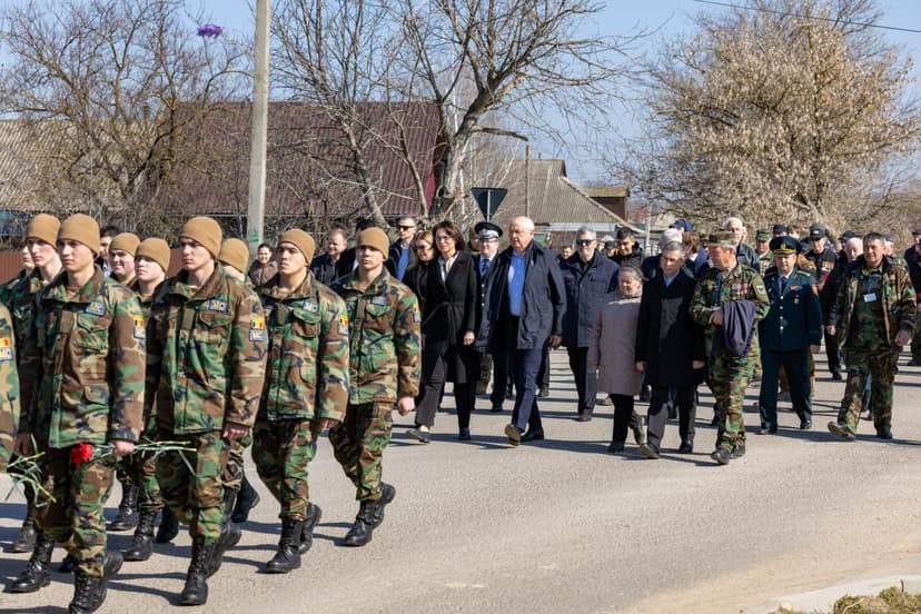 Мунтяну принял участие в Марше мира в Кошнице: Здесь решалась судьба Молдовы