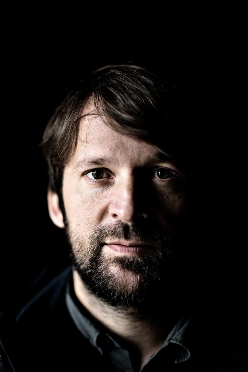 A large number of former Noma employees accuse René Redzepi of physical abuse in the New York Times