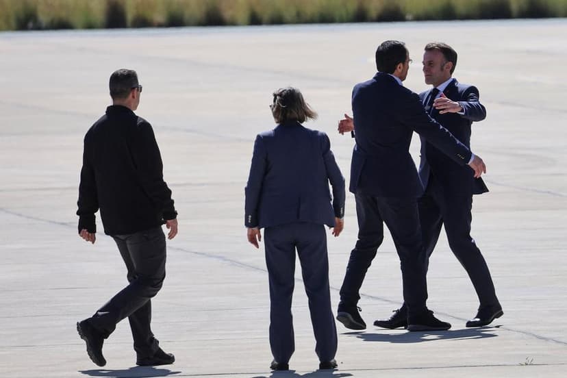 Jelisejska palata: Makron sutra boravi na Kipru, izražava solidarnost Francuske