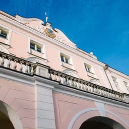 Poll: Party ratings unchanged over last week