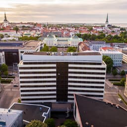 Foreign ministry recommends Estonian citizens leave Israel following Iran strikes