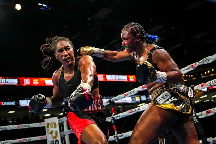 Claressa Shields Hailed as Best American Heavyweight Boxer