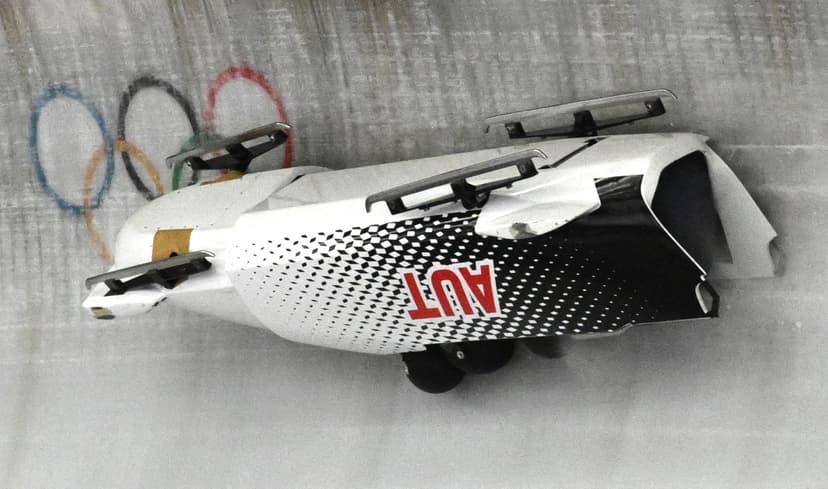 Winter Olympics 2026: Austrian bobsledder Jakob Mandlbauer hospitalized after crash during 4-man race