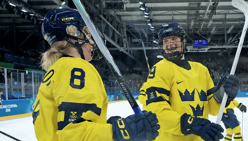 Women's Olympic Hockey Semifinals Underway