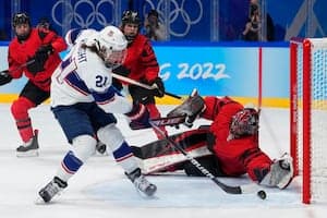 Team USA and Canada to Face Off in Women's Olympic Hockey Gold Medal Match