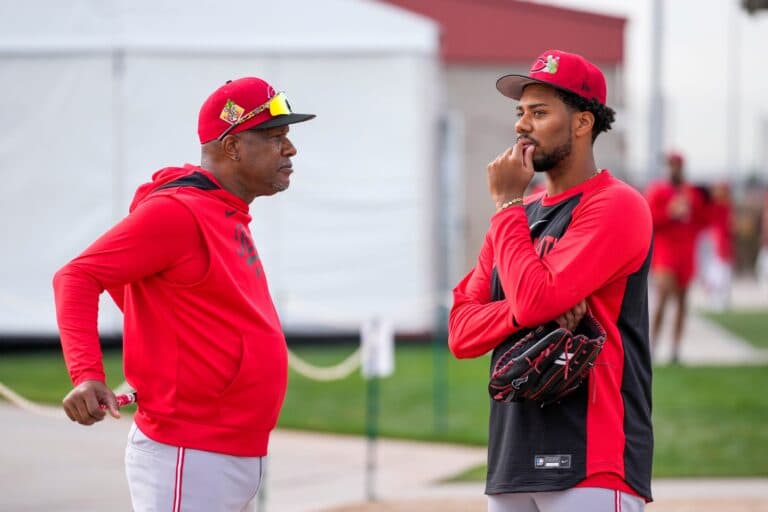 Reds’ Hunter Greene needs MRI, reveals possible timetable for return from elbow injury