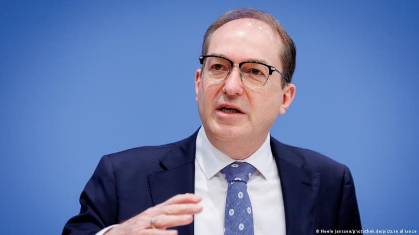 Germany Plans Cuts to Asylum Counseling Funding