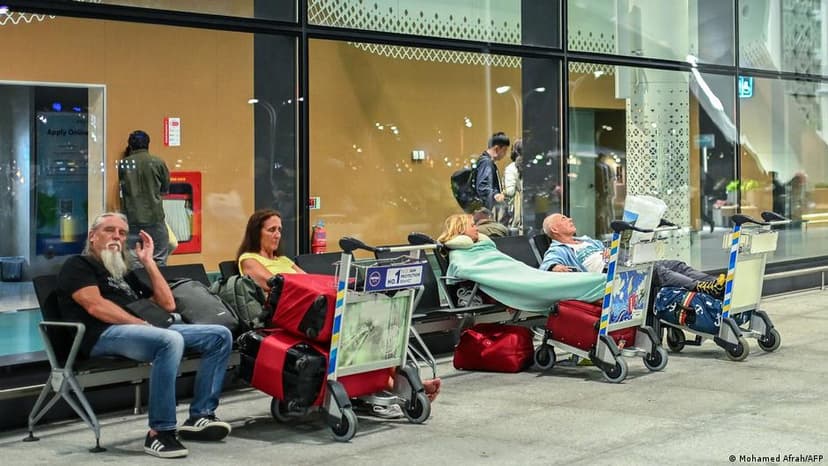 Iran war: Tens of thousands of German travelers stranded