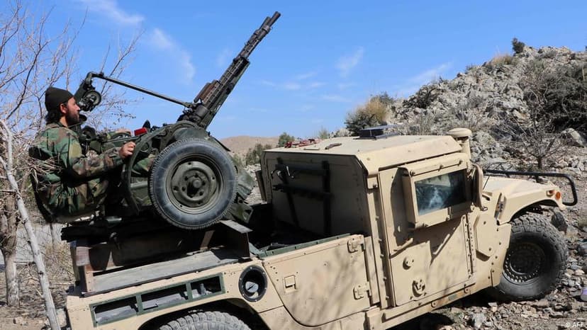 Thousands of Afghans Displaced by Border Conflict with Pakistan