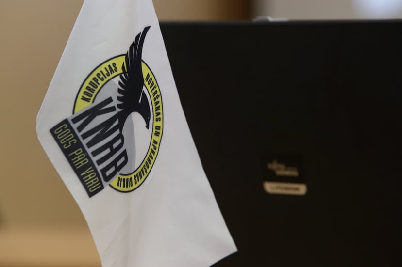 Latvian Anti-Corruption Bureau Investigates Municipal Electric Bus Procurements