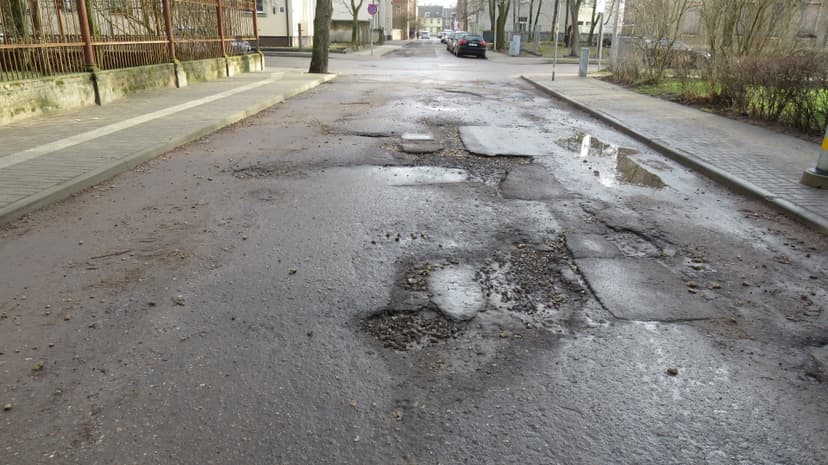 Potholes Cost Latvian Drivers 2 Million Euros Annually