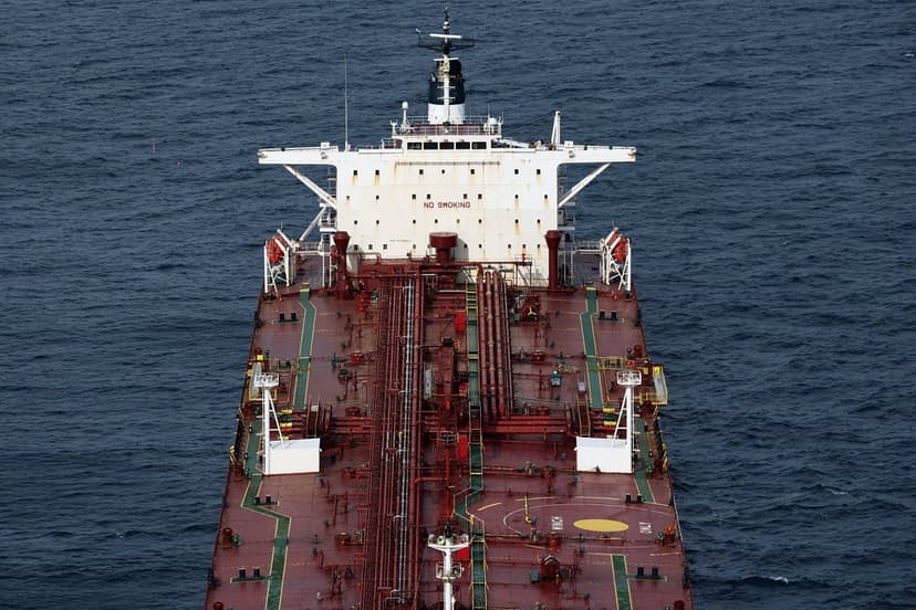 Līdz ar ES jaunajām sankcijām naftai var paplašināties Krievijas «ēnu flote»
