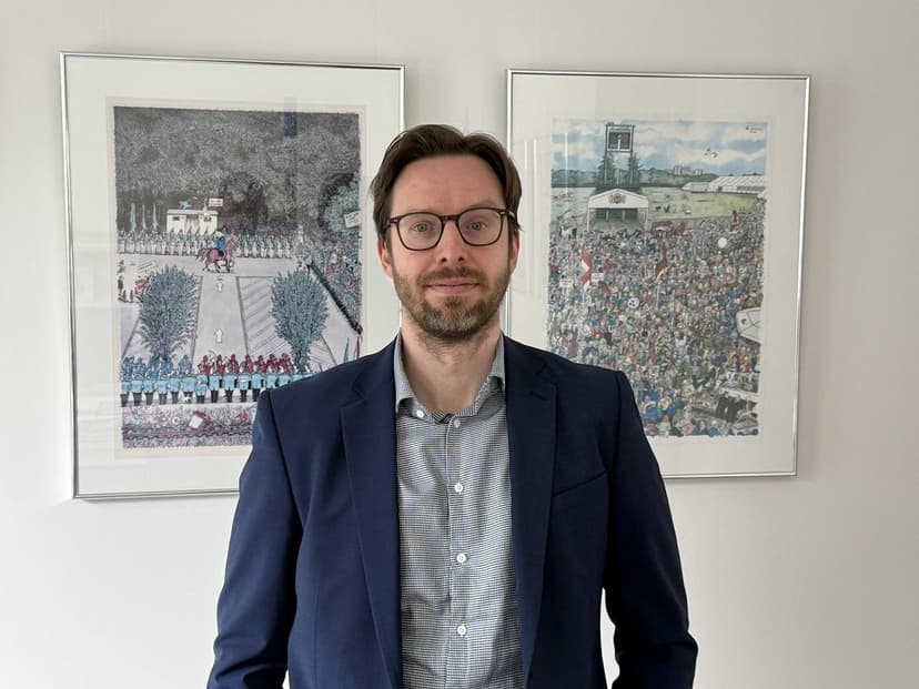 Economist Calls for Faster, More Ambitious Reforms in German Economy