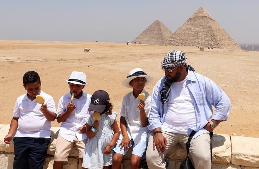 Ramadan Begins: Rules for Tourists in Muslim Countries