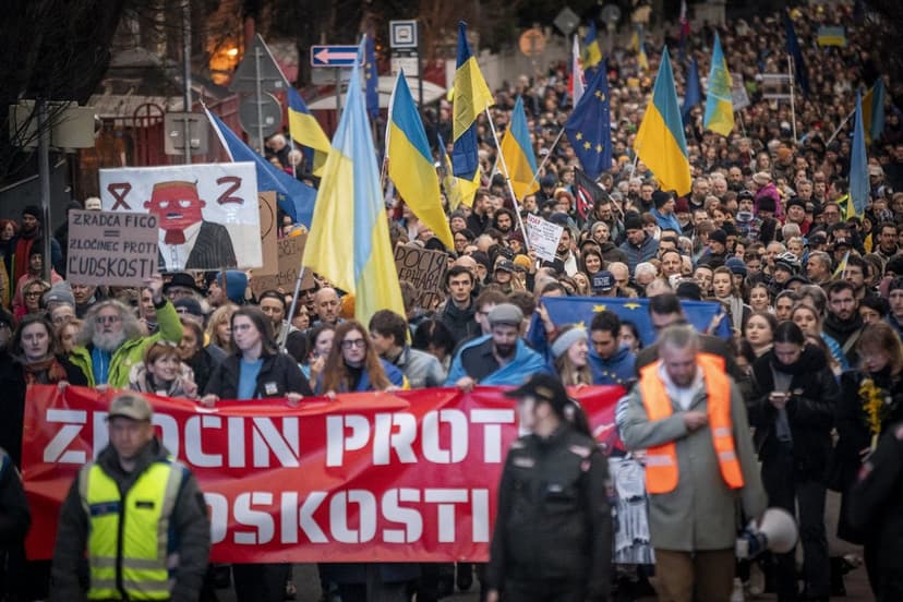 Thousands Protest in Slovakia Against PM Fico and in Support of Ukraine