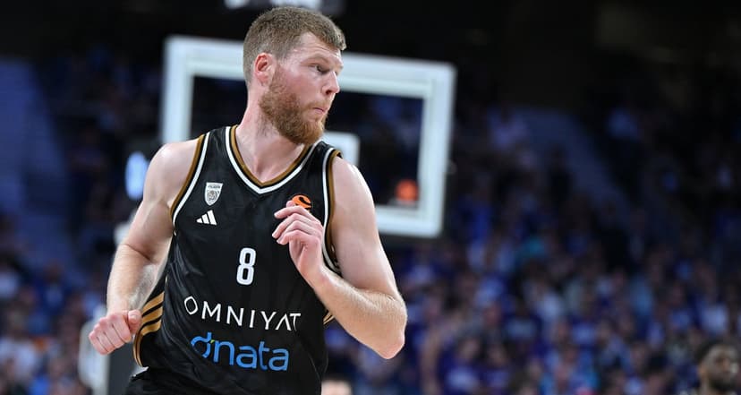 Dāvis Bertāns prepares to return to the basketball court soon, hoping for peaceful conditions in Dubai