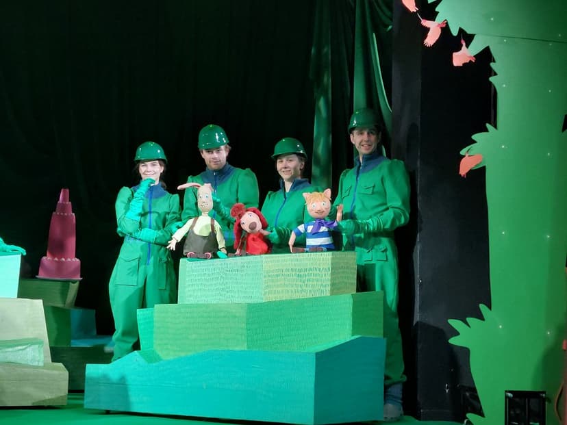 Latvian Puppet Theater Premieres 'Lotte from Gadgetville'
