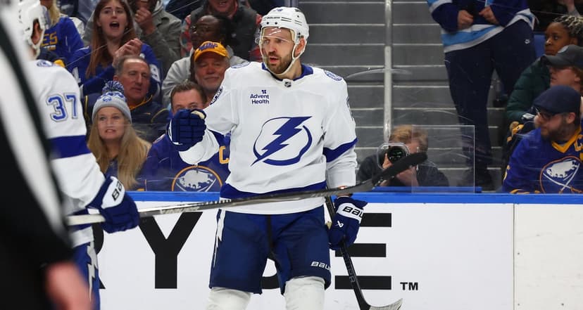 Girgensons gūst vārtus «Lightning» spēlē pret NHL karjerā iepriekš pārstāvēto «Sabres»

