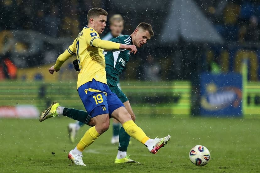 Atgriezies Eiropā nikns un izsalcis: Gutkovskis alkst sevi pierādīt futbolā, nauda - otrajā plānā
