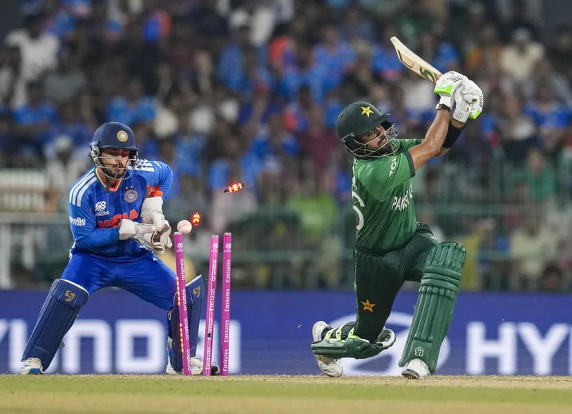 Pakistan Cricket Legend Lashes Out After T20 World Cup Defeat to India