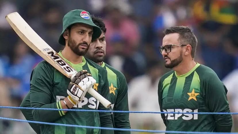 Pakistan Cricket Coach Under Fire After Loss to India